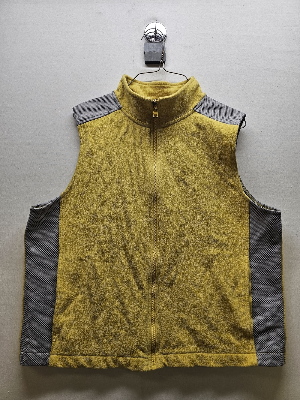 VTG Y2K Marsh Landing Womens Fleece Vest MEDIUM Zip Front Gorpcore Cabin Granola